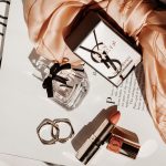 Cele mai bune parfumuri Yves Saint Laurent pentru femei: Ghidul nostru detaliat